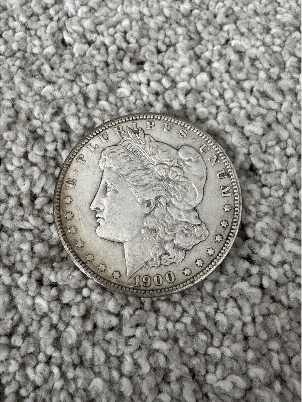 1900 Morgan Silver Dollar - (No Mint Mark) Crisp Details See Pics
